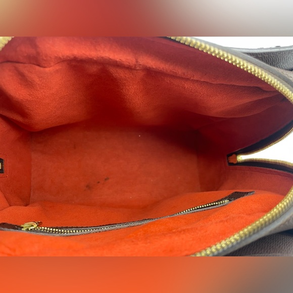 Louis Vuitton Damier Triana Handbag - Picture 11 of 16